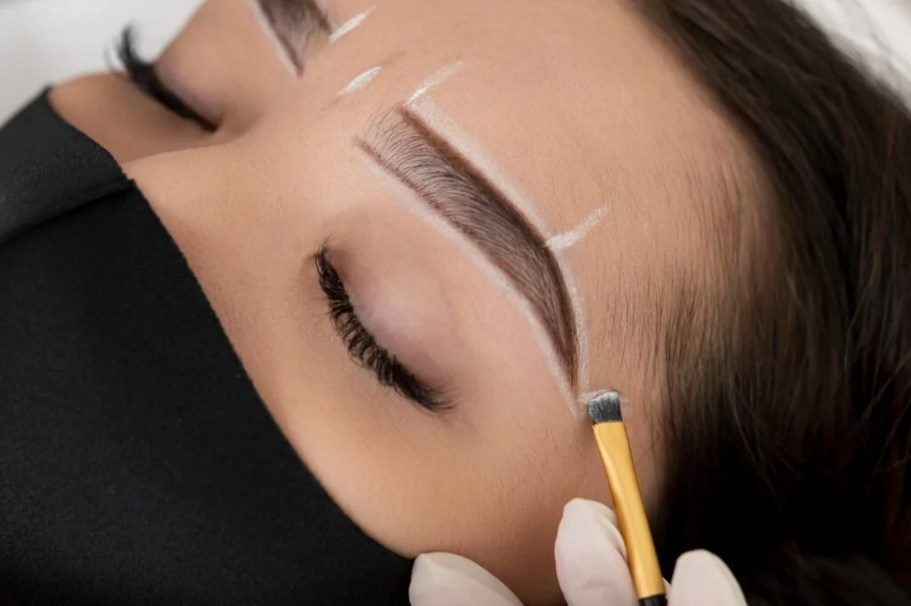 maquillage semi permanent sourcils
