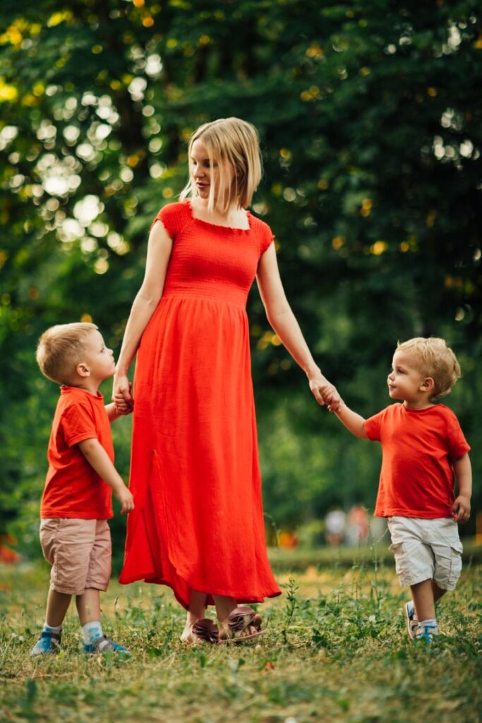 une maman avec deux enfants, c'est rare en France