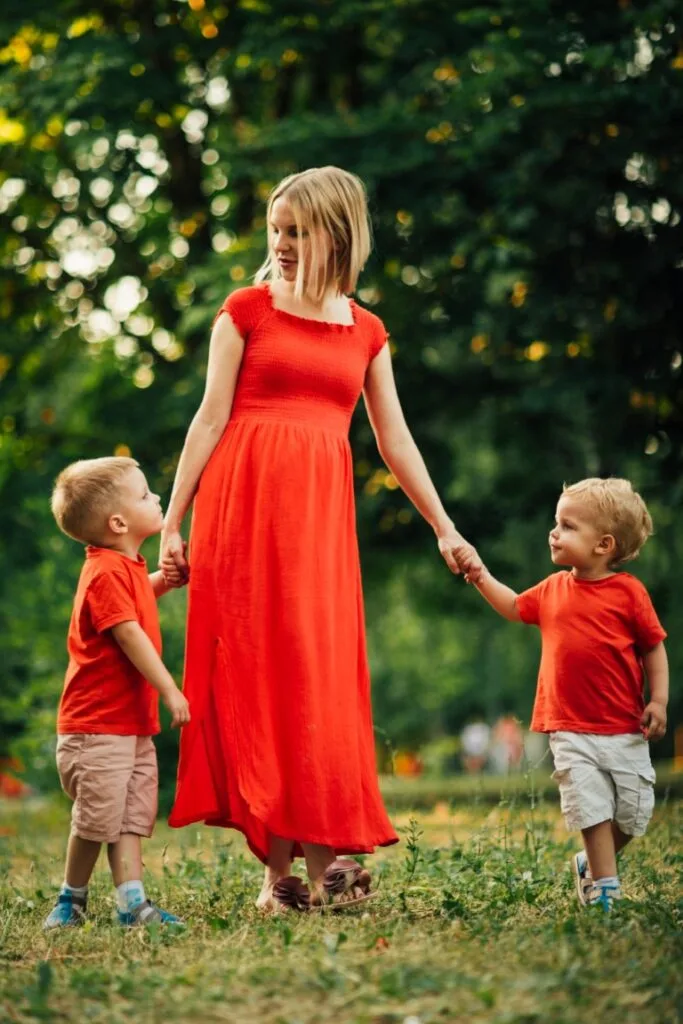 une maman avec deux enfants, c'est rare en France
