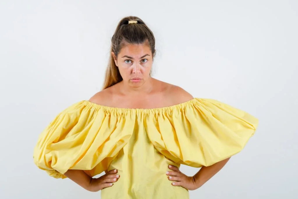 une tenue pour l'été qui promet l'échec de la mode
