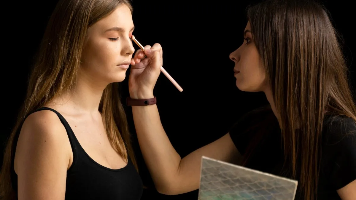 Technique de lumière et d’ombres maquillage pro